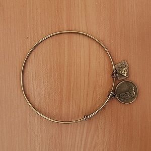 Women bracelet